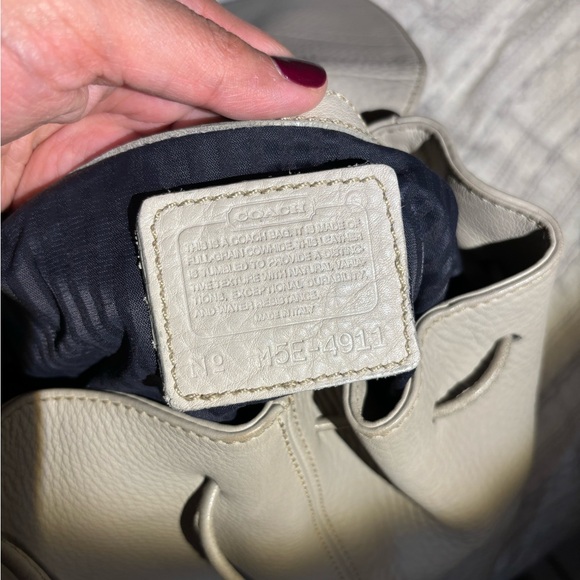 Vintage Coach bag very good condition!! - Picture 3 of 4